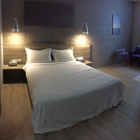 Cozy Cozy Hostel Tainan Exterior photo