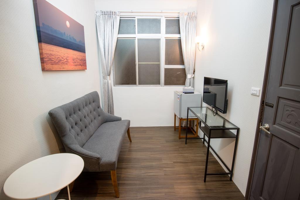 Cozy Cozy Hostel Tainan Exterior photo