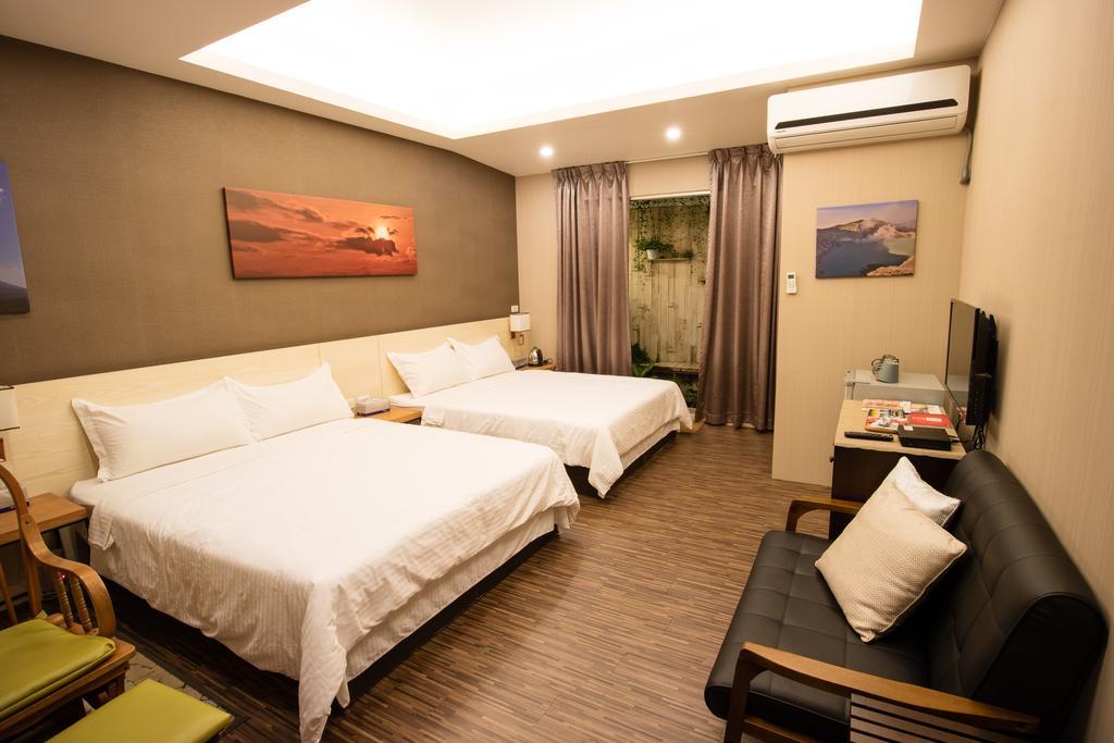 Cozy Cozy Hostel Tainan Exterior photo